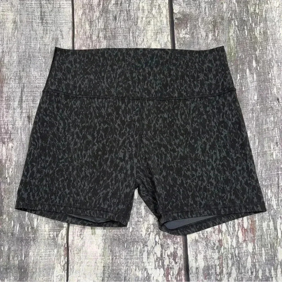 Lululemon Align Shorts - Picture 1 of 5